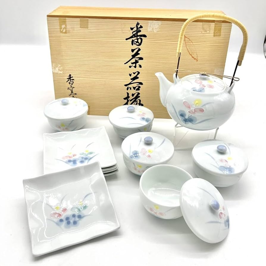 Amazon.co.jp: 有田焼 香窯作 番茶器揃 蓋付 湯呑 茶碗 急須 皿
